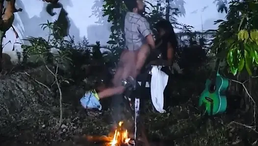 Malam romantis panas ..