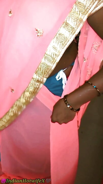 Bini Tamil Dusky Renu Dalam Saree & Dikongkek Keras Oleh Lembu Jantan, Cuckold Menonton! Indianhotwifex