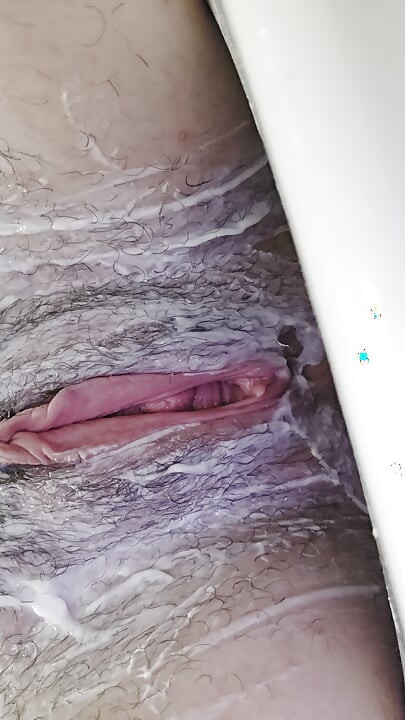I shave my pussy