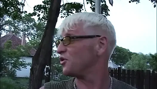 Сексуальные девушки с клизмами и секс