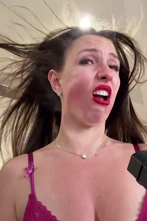 Twins Puff Face Play POV