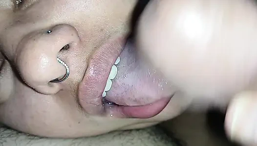 O KÜÇÜK SÜRTÜK YÜZE ATEŞLI BOŞALMA, BOŞALMAYA HEVESLI