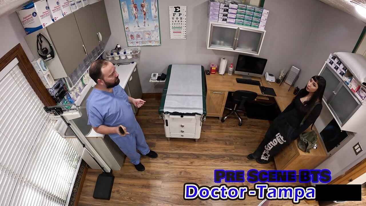 Dr tampa - fisik pintu masuk universitas tampa - selena sativa