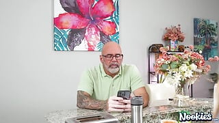 Risc de muie cu terapeutul secret al soțului infidel