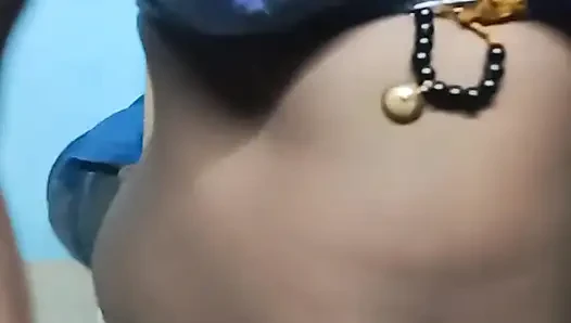 I Seduced Bank Guy in Bra-panties for Emi - Tamil Handjob & Nipple Play! Indianhotwifex