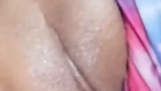 Gara-gara kamu selingkuh sama cowok ini, aku unggah videonya untuk nunjukin dia