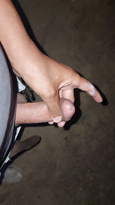 Desi Guy jerking