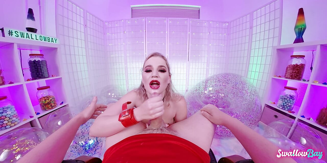 Hot kjæreste Blake Blossom elsker å suge pikken din