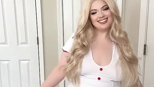 Yaramaz hemşire striptiz yapıyor
