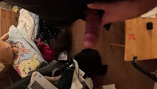 6'4" Tall Guy with Massive Hands Huge Cumshot on Lens in Wife's Family Room