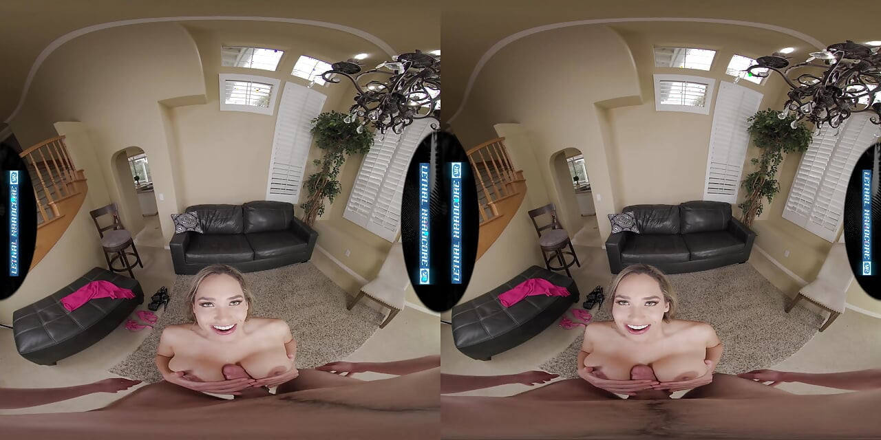 LETHAL HARDCORE VR - あなたのペニスに広げる前に、柔軟なMILFストリップを用意してください