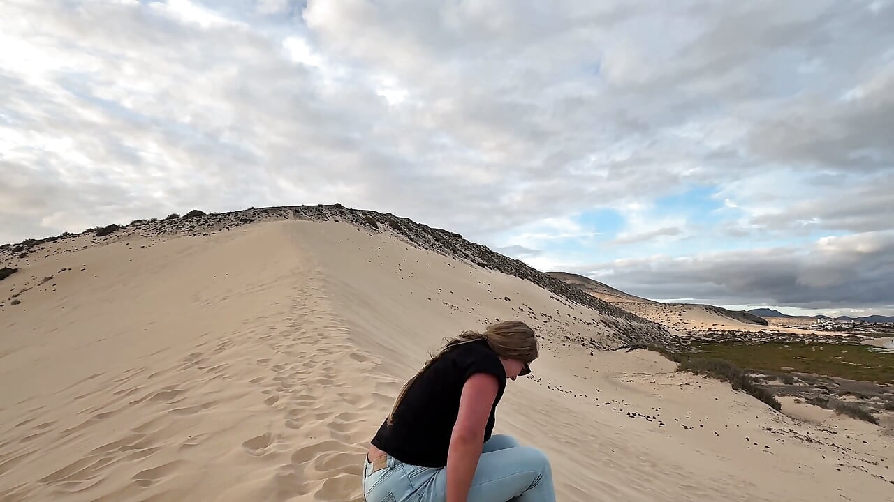 Im Sand Stecken Geblieben - Ich Habe Meine Jeans Nass, Während Ich Gefangen Bin