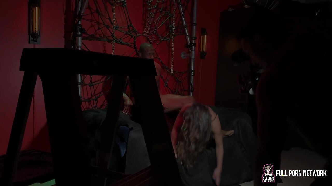 Fullpornnetwork - abbie maley rob piper'ın kalın yarağına biniyor ters kovboy kız