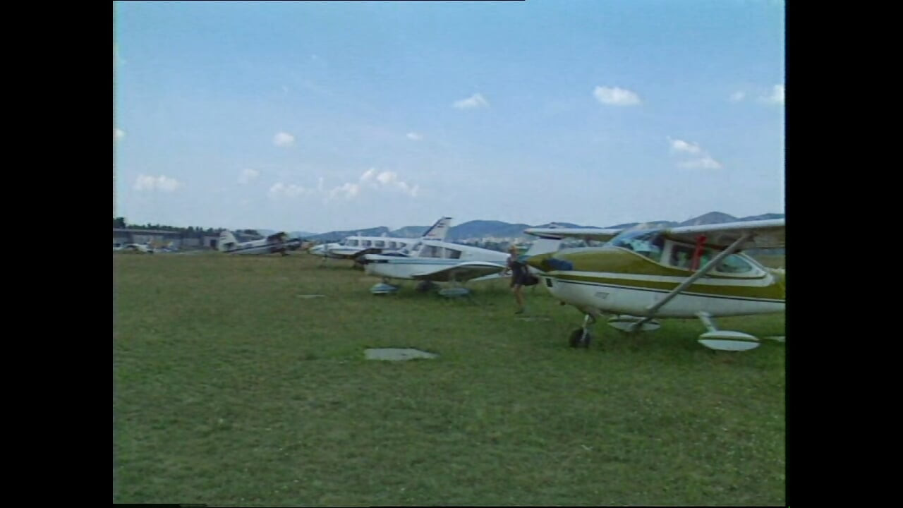 Porcul linge filmul meu vagin