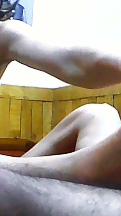 Masaj interrasial cu soția curvă albă pe camera web | Clip 1