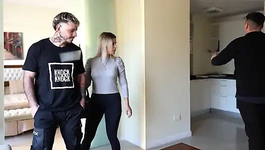 Villa Anderson göt deliğiyle evleri test etmeyi seviyor - anal dölleme