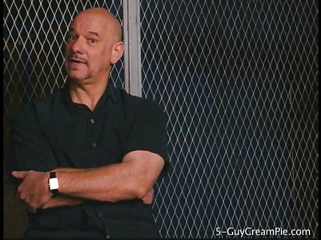 Streaming Movie From Shayna Knight of 5-guy Cream Pie