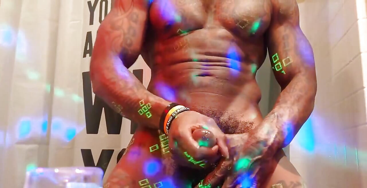 BBC Worship Hallelujah Johnson (Chocolate Activates The Brain) Tall Dark Chocolate Muscles Tattoos Hairy BBC Hallelujah