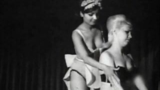 Spettacolo teatrale vintage (1963 softcore) (aggiornato vedi descrizione)