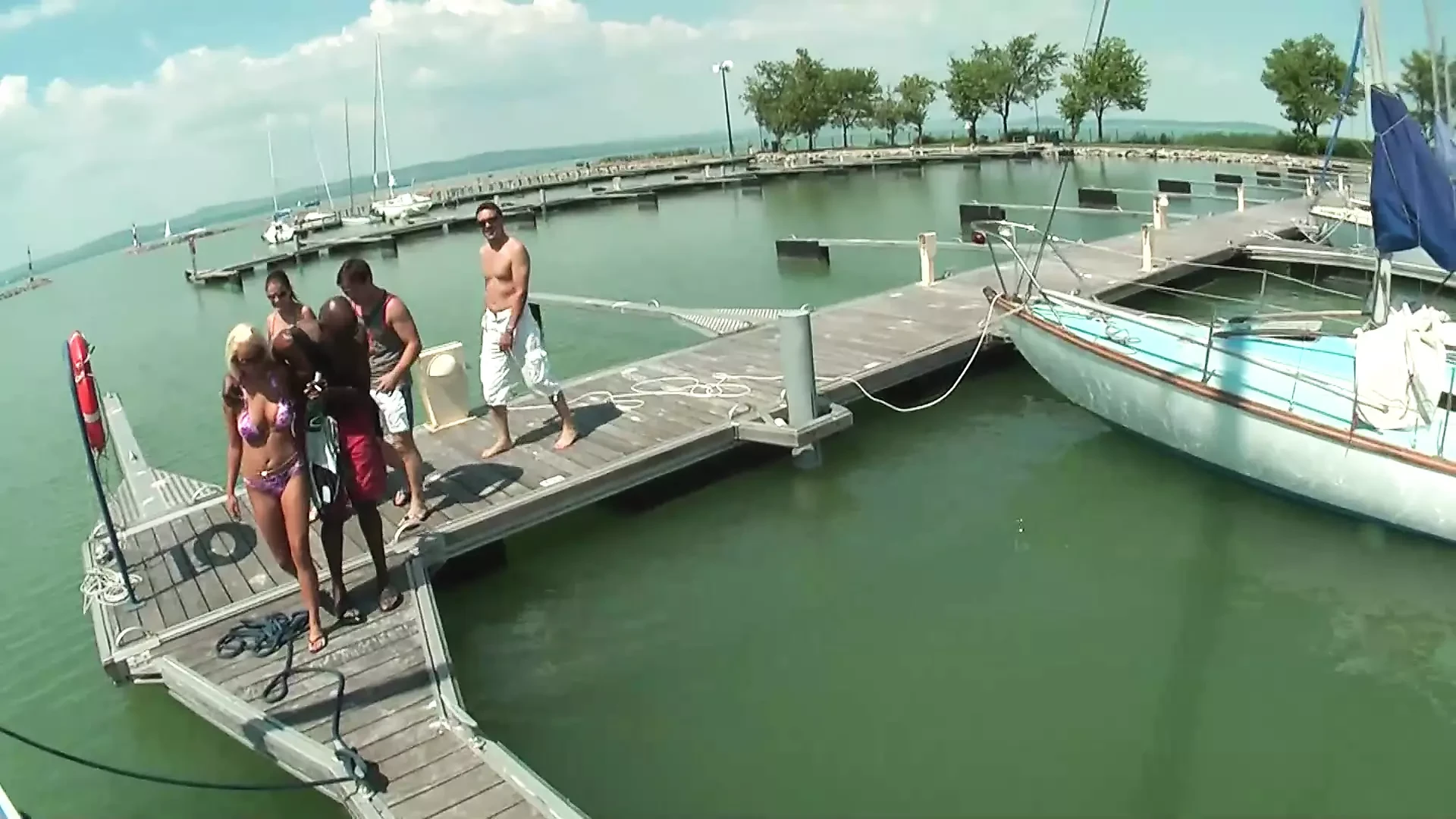 Yacht Party - Sex Orgie Lake Balaton - Film