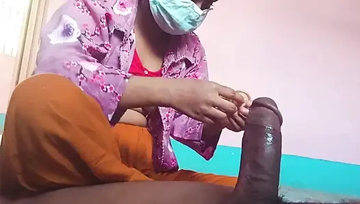 Bangladeşli anne üvey amca ve üvey yeğeninin viral seksi videosu.