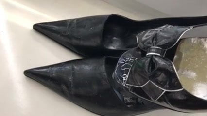 i love my cum heels