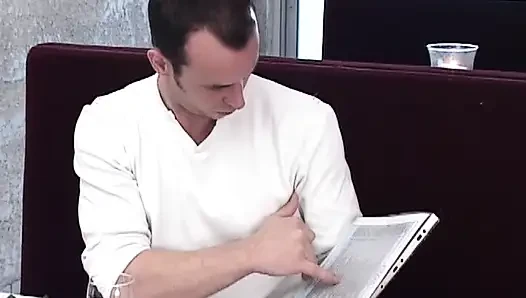 Fransa'dan mükemmel mürekkepli sekreter ofiste anal sikiliyor