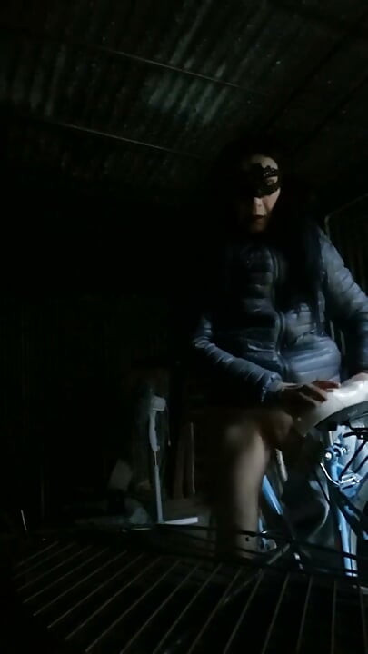 Bike Saddle Inside Pussy