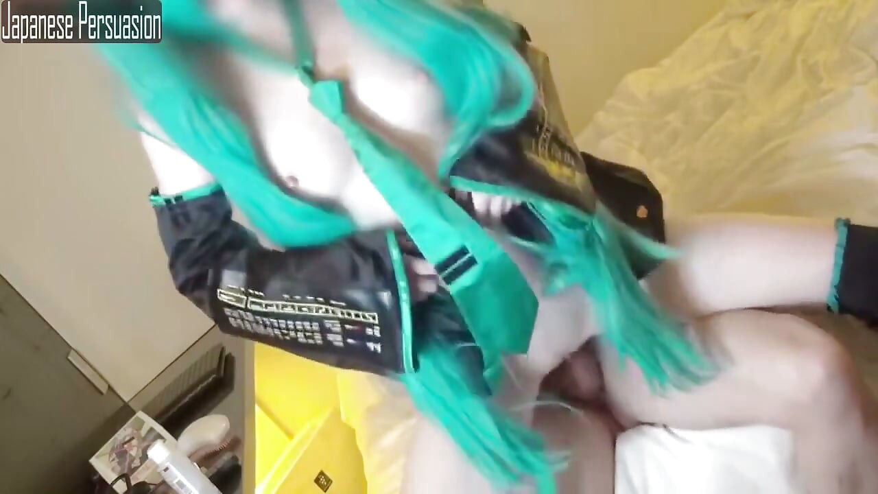Miku Cosplayer Returns Remastered - Classic Miku Costume Sex Part 2 - 2