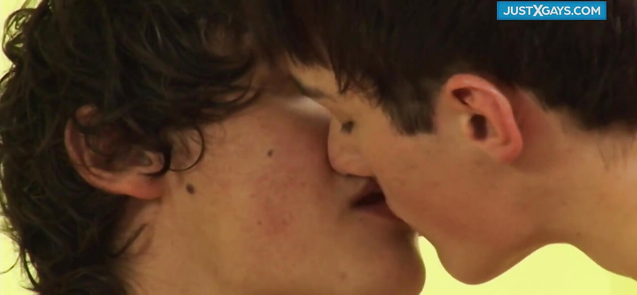 Young Boy cum sucker