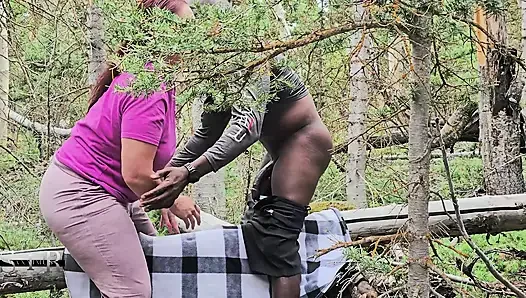 Slutty Hotwife Polyjswitch Finds Some Big Wood in the Forest