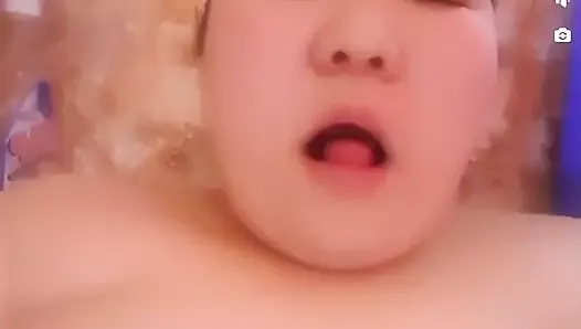 Horny chubby girl from Mongolia