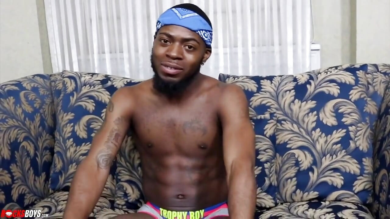 Stripper from Chicago jacks his dick