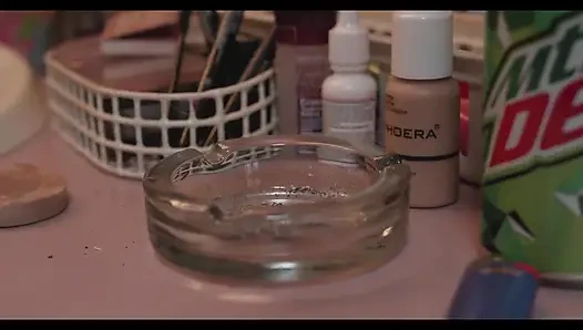 SPH - marvellee lagi siap-siap di pertunjukan webcam-nya