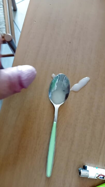 Lžíce spermatu