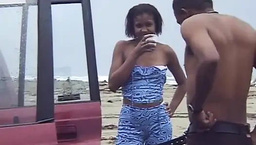 Utanmaz Jamaikalı çift!