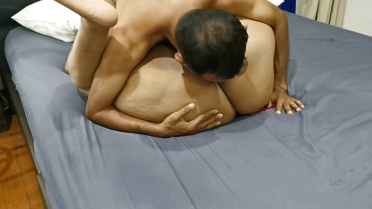 Làm tình với vợ có thật
