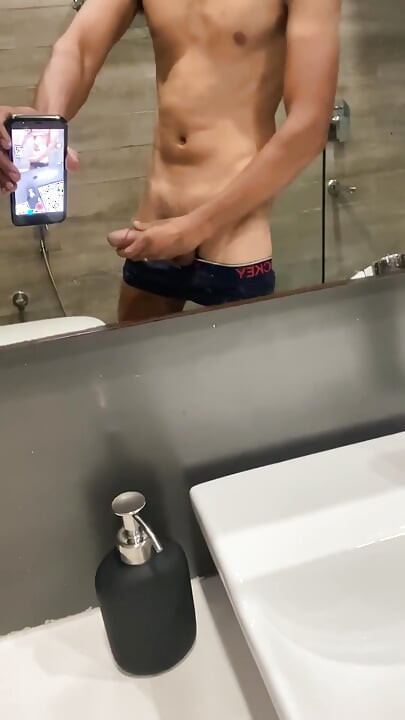 Σέξι άντρας Desi Top