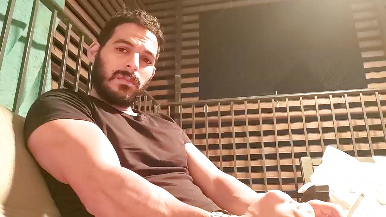 Watch me on cam just cum to tease you