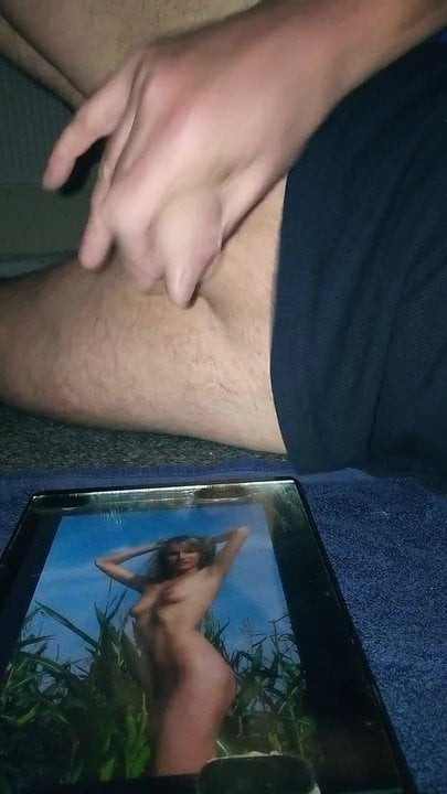 Tosahim cum tribute
