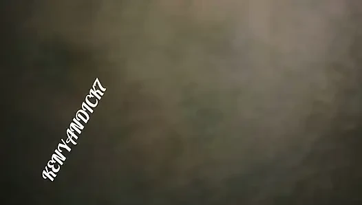 Поздней ночью скачет на хуе моего бойфренда после посещения его на ужин
