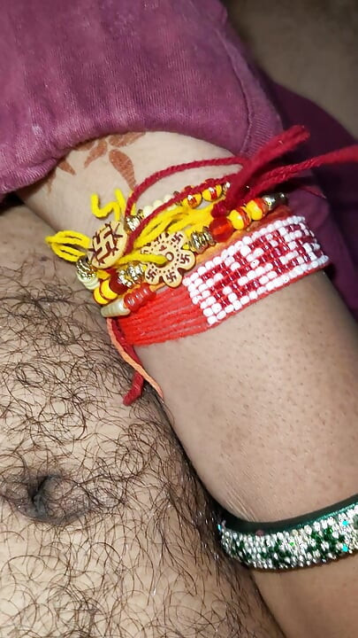 Un moment frumos pentru futai cu gospodina indiană sunni din sat bhabhi sexy