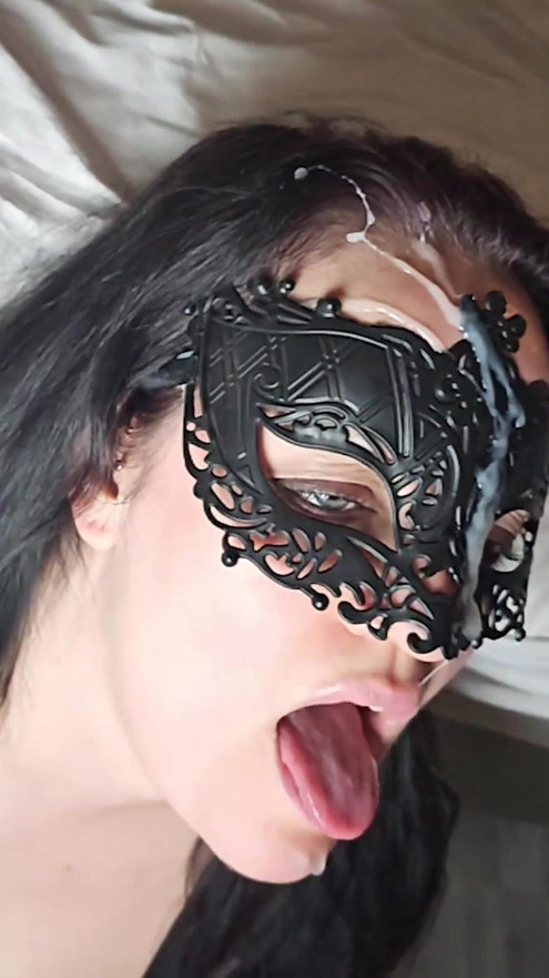 AMATEUR MILF GETS FUCKED FROM BEHIND WITH A HEAVY LOAD OF CUM IN HER FACE - MILLIE FOX | Clip 1