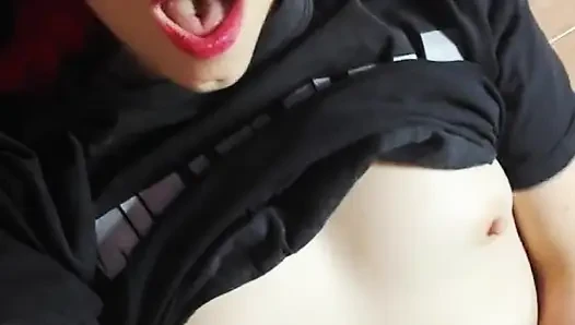 Shyfxx- cewek nympho rambut merah ngocok kontol sebelum makan malam natal sama mertuanya