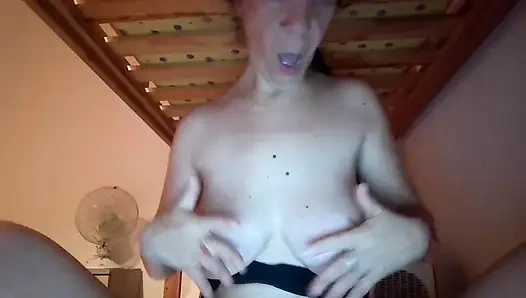 Yatakta Sabah Çok Sıcak