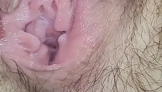 Memek berurat