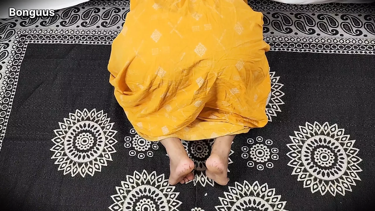 RIya Stuck under the Bed I fucked Her wet pussy from the back
