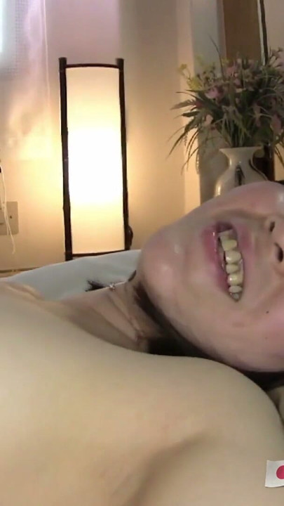 Skinny Japanese MILF Amateur Bares It All | Clip 2