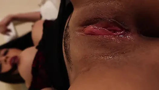 Annen Seni Hamile Bırakman Için Kandırıyor