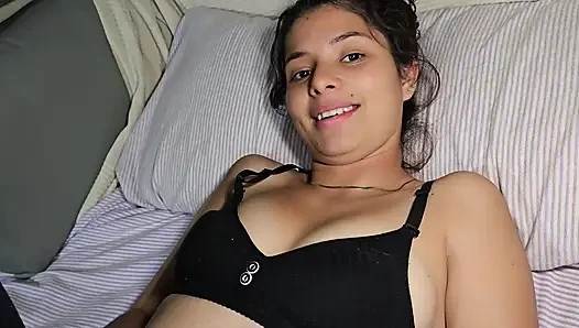 Berbagi tempat tidur dengan SAHABATKU nymphomaniac